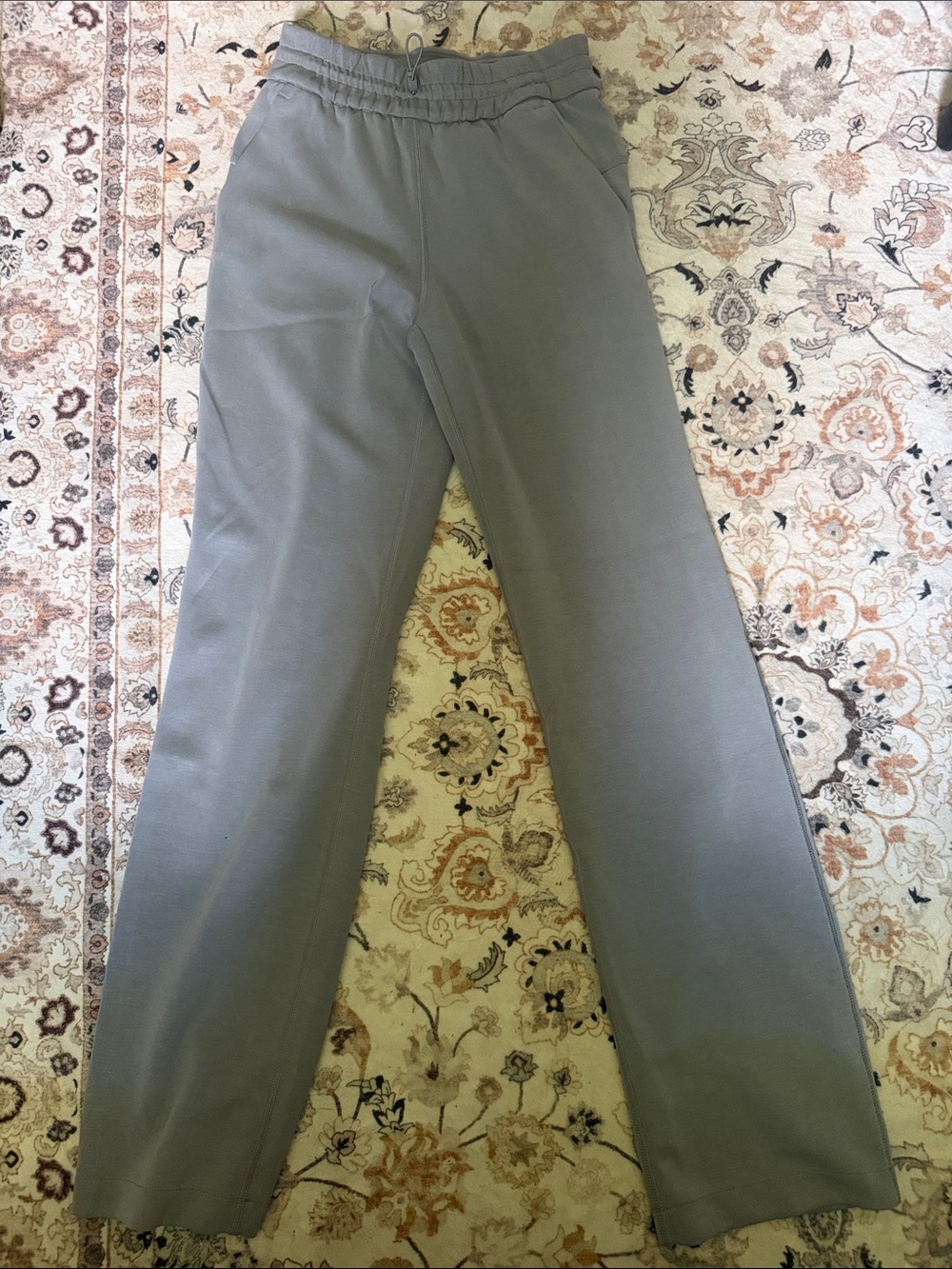 lululemon athletica Wide-Leg Joggers in Light Gray